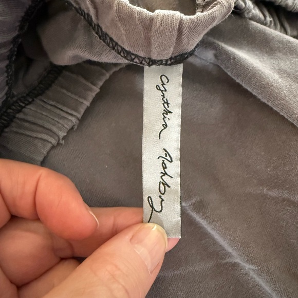 Cynthia Ashby 100% cotton cropped pants, grey, Large, EUC - Picture 12 of 14